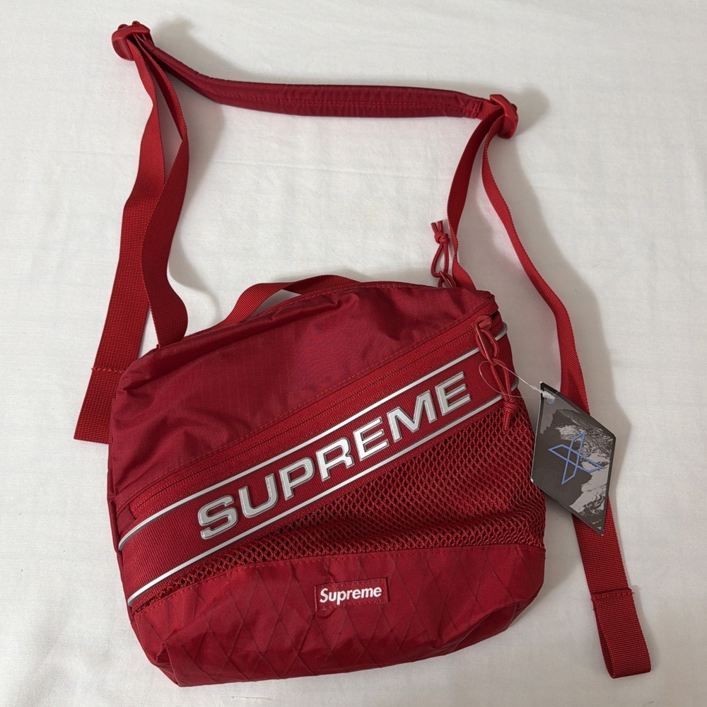 Brand NEW With Tags Supreme 3D Logo Shoulder Bag Red FW23 One Size Clean Adjust